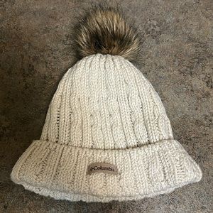 Columbia beanie
